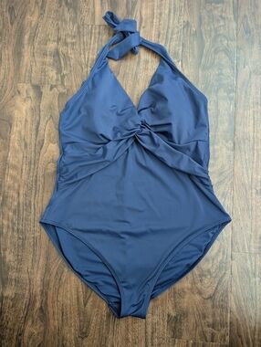 Boden 16-18 Plus Size Navy Twist-Front Halter One-Piece Swimsuit Builtin Support